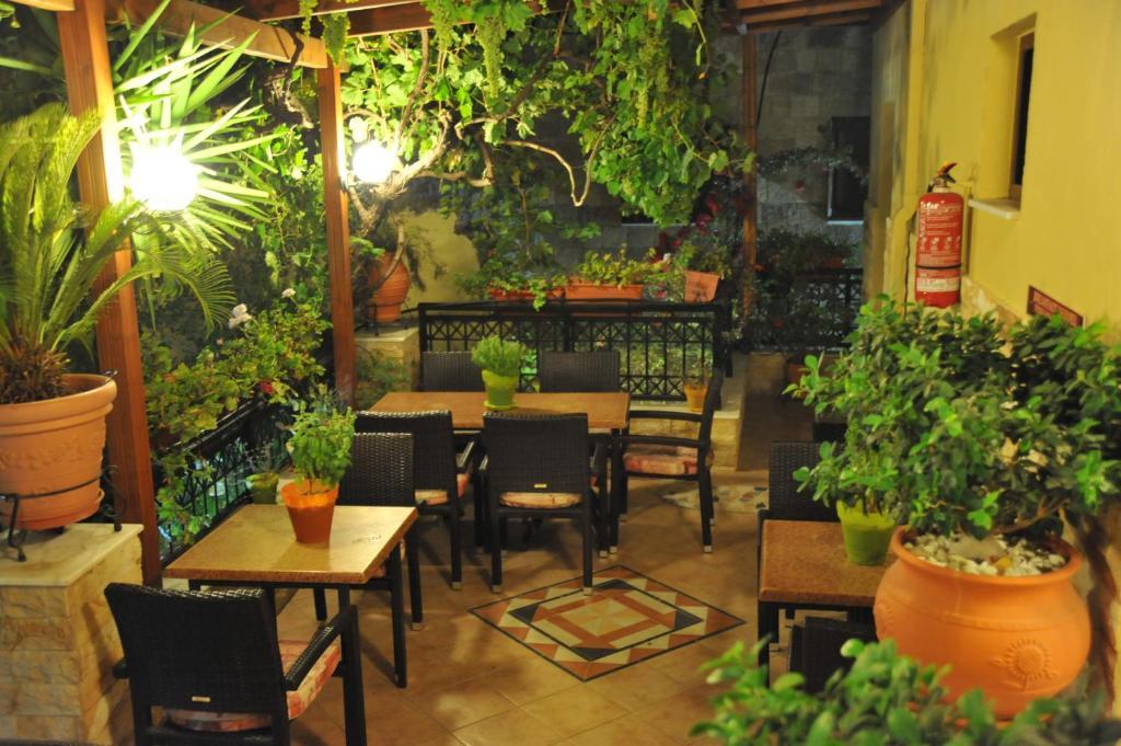 Rhodes City Sofia Pension מראה חיצוני תמונה