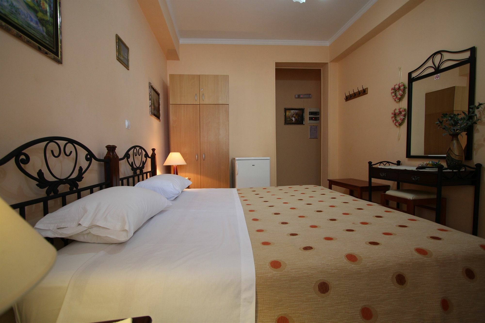 Rhodes City Sofia Pension מראה חיצוני תמונה