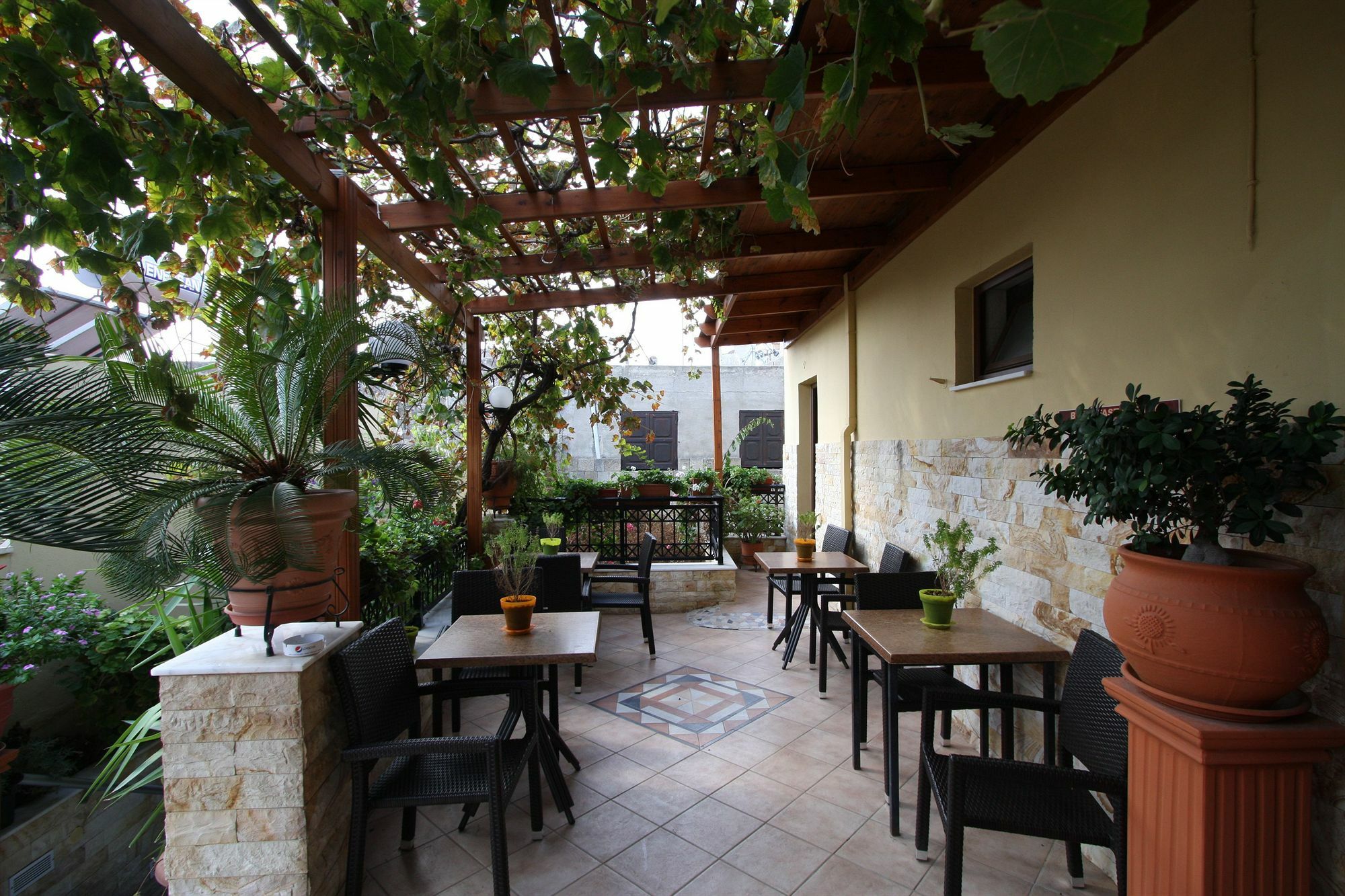 Rhodes City Sofia Pension מראה חיצוני תמונה